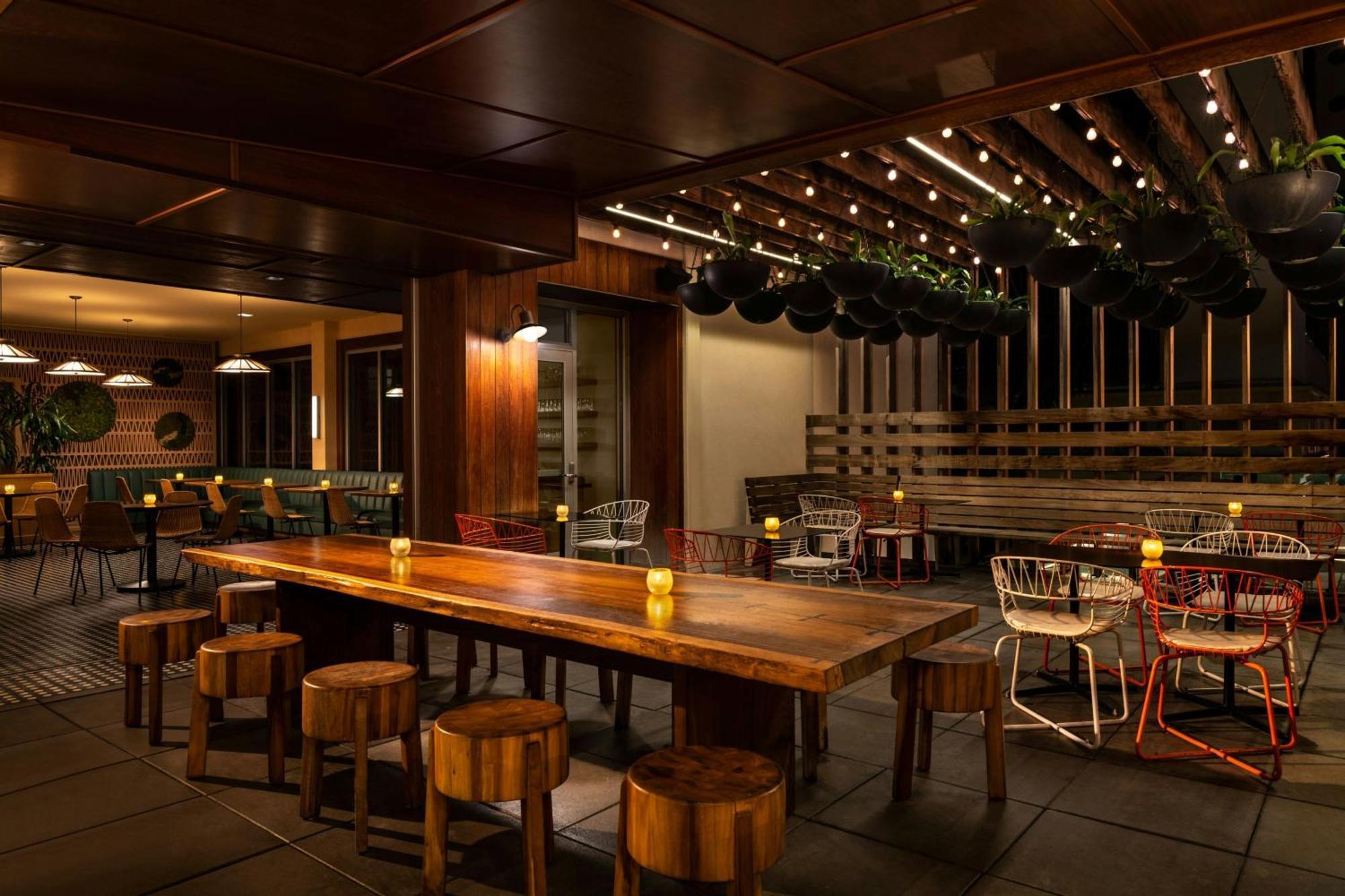 The Laylow, Autograph Collection Honolulu Exterior photo